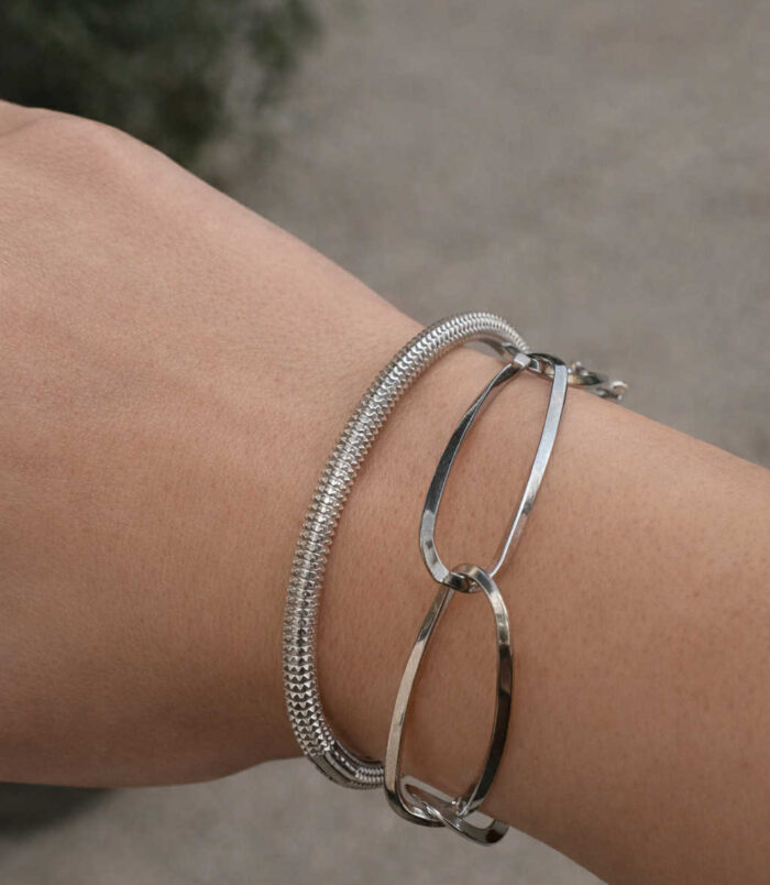 7703f15a-adcf-4ded-bcd4-a0e7df79bb98