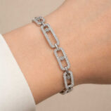 b7fee977-5edb-4dd1-9827-bcabf4447542