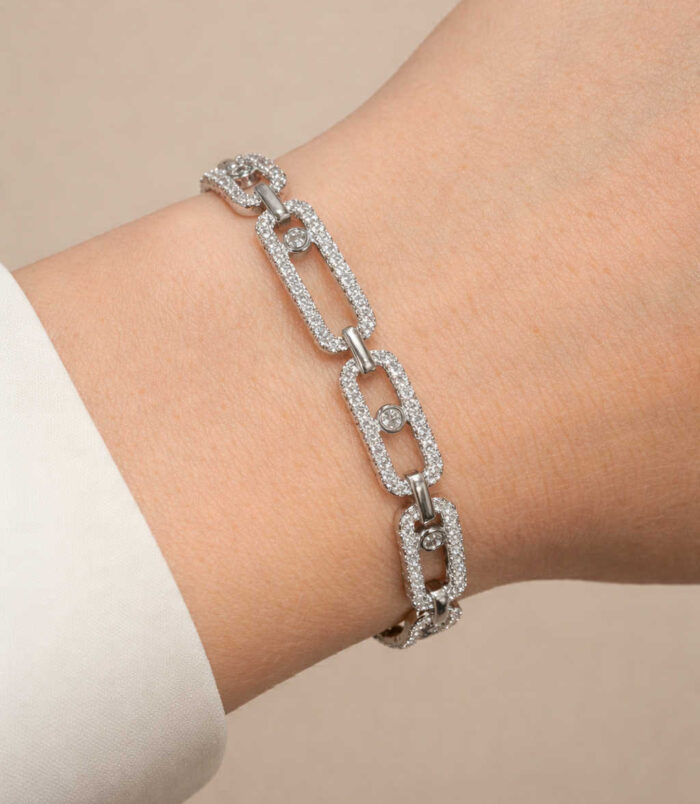 b7fee977-5edb-4dd1-9827-bcabf4447542