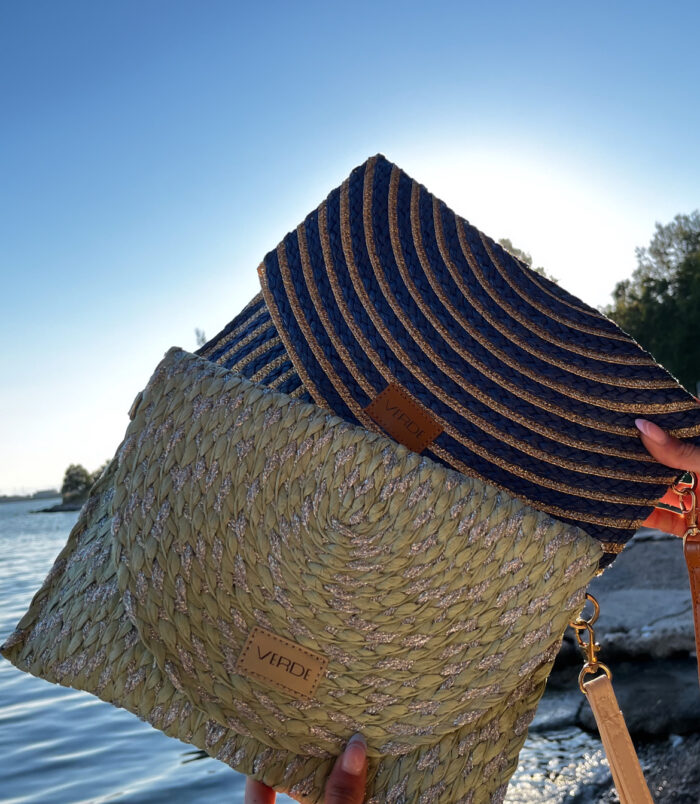 01EA11B9-5CDB-48EC-A4C8-40F7DCA0E9FC