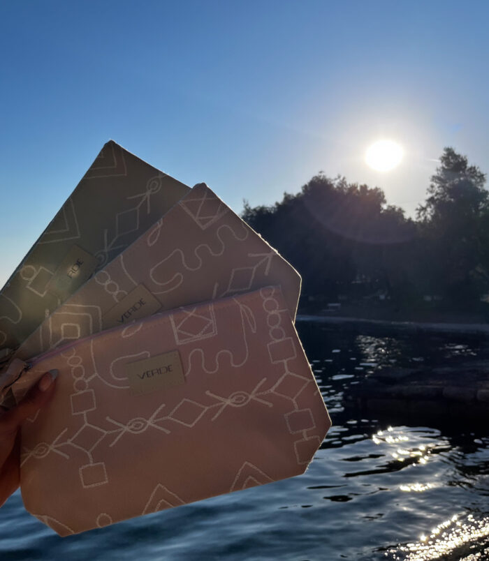 0424E5A5-8117-4EBD-B0E6-D327E57F14F0