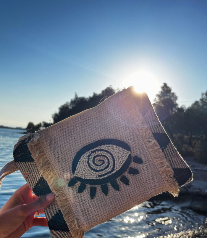 6666BAF9-196B-4D38-AFE2-4BFF0B2A02D1